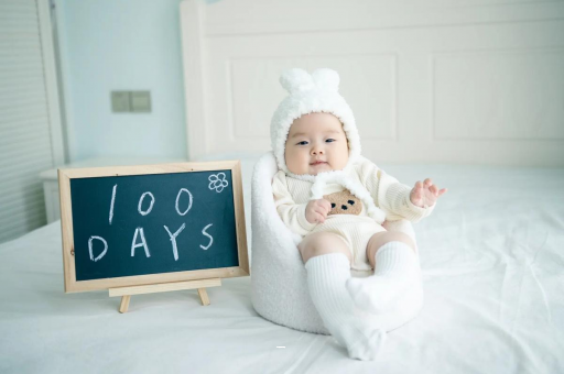 甘孜七个月宝宝伸舌头